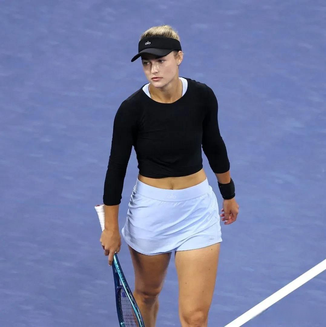 防线上的一 防线上的一