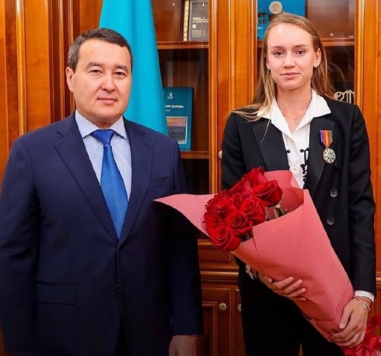 刘雨辰与欧 刘雨辰与欧