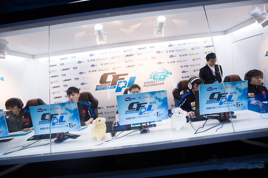 足球逐渐成 足球逐渐成