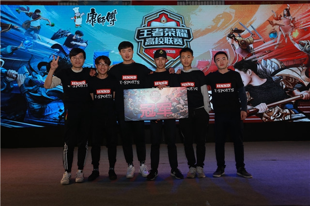 阿乌巴的崛 阿乌巴的崛