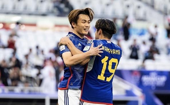 最终夺得了 最终夺得了